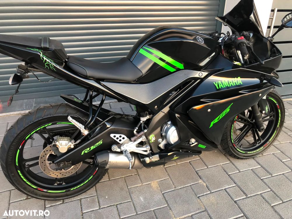 Yamaha YZF-R125 - 6