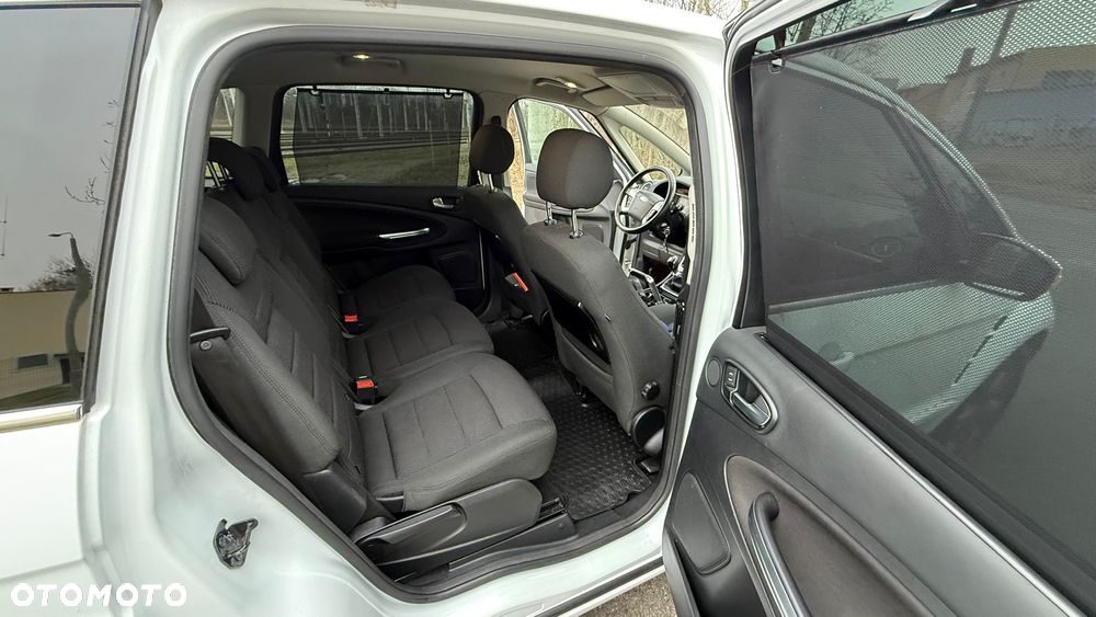 Ford S-Max 2.0 TDCi DPF Titanium - 23