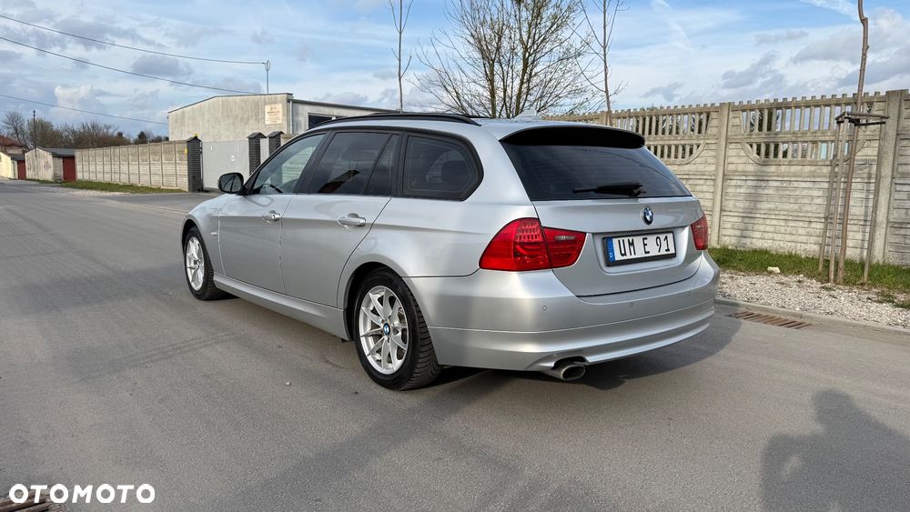 BMW Seria 3 320d DPF - 14