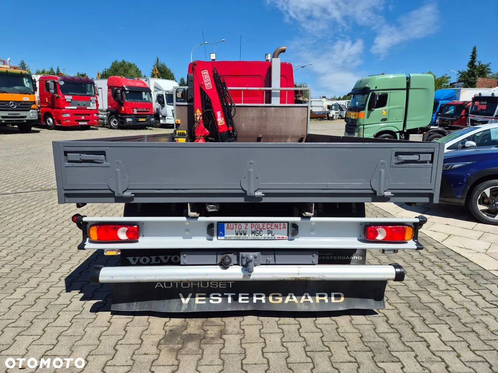 Volvo FL 210 4X2 / SKRZYNIA / HDS FASSI 1T / NISKI PRZEBIEG / SUPER STAN / KRÓTKI ROZSTAW OSI / DUŻA ŁADOWNOŚĆ / EURO 6 / NOWE TYLNE OPONY - 10