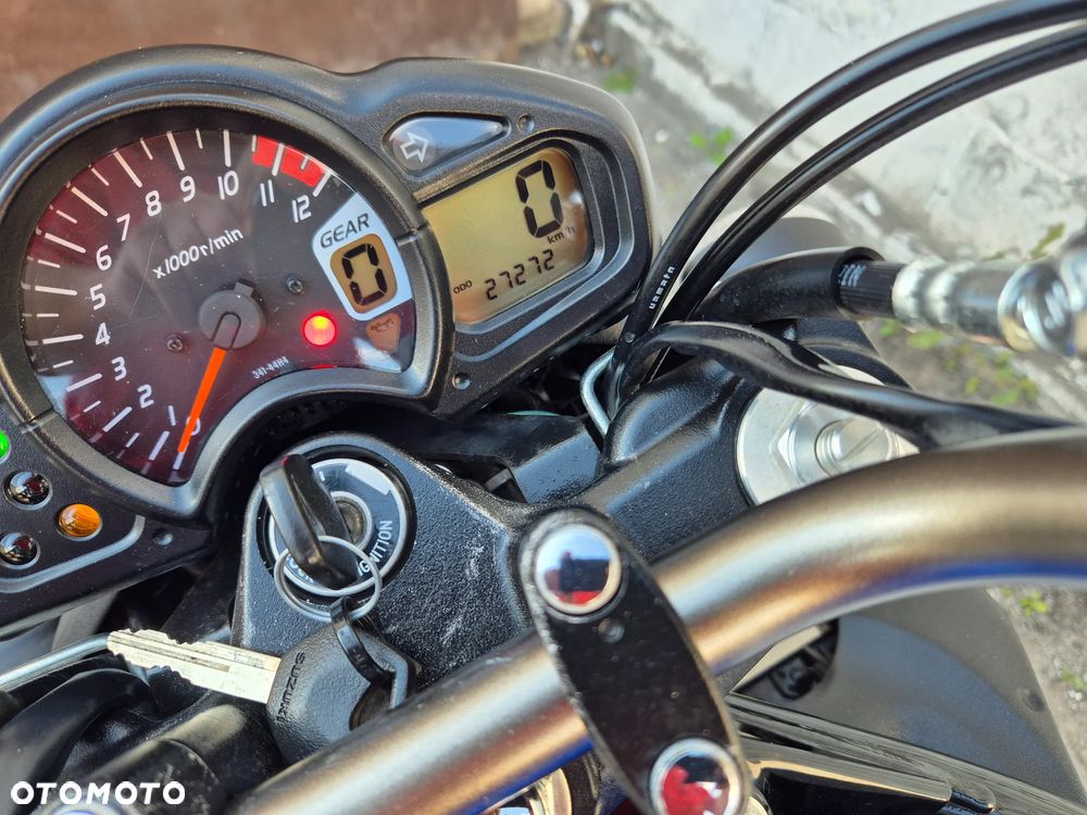 Suzuki Gladius - 18