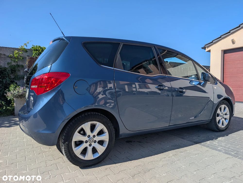 Opel Meriva 1.4 T Cosmo - 14