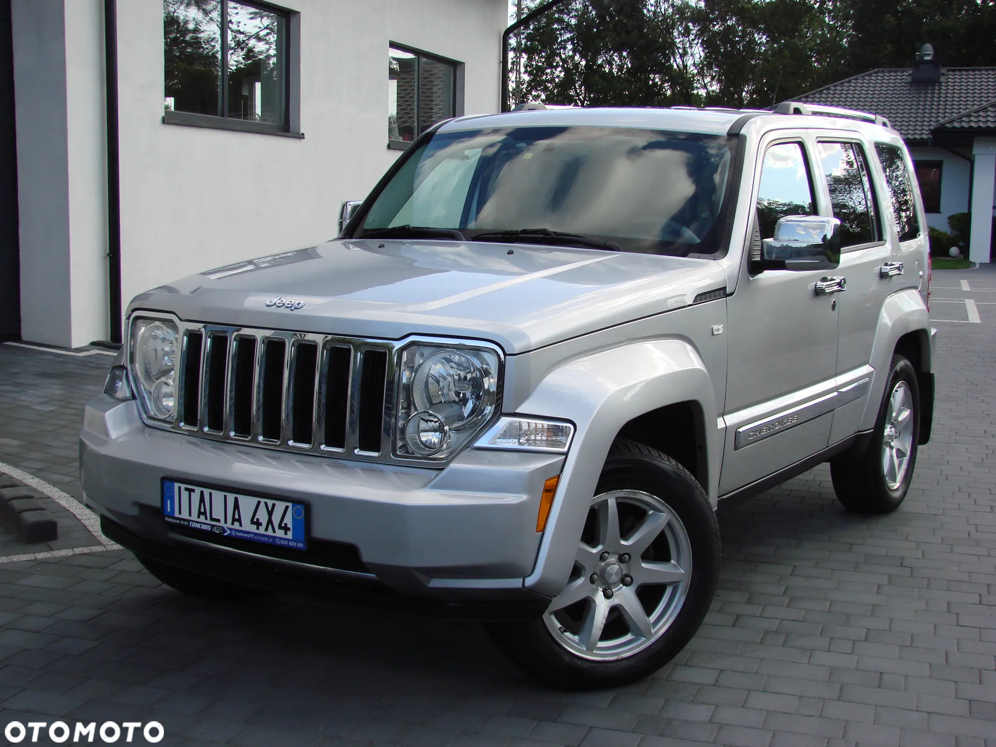 Jeep Cherokee - 8