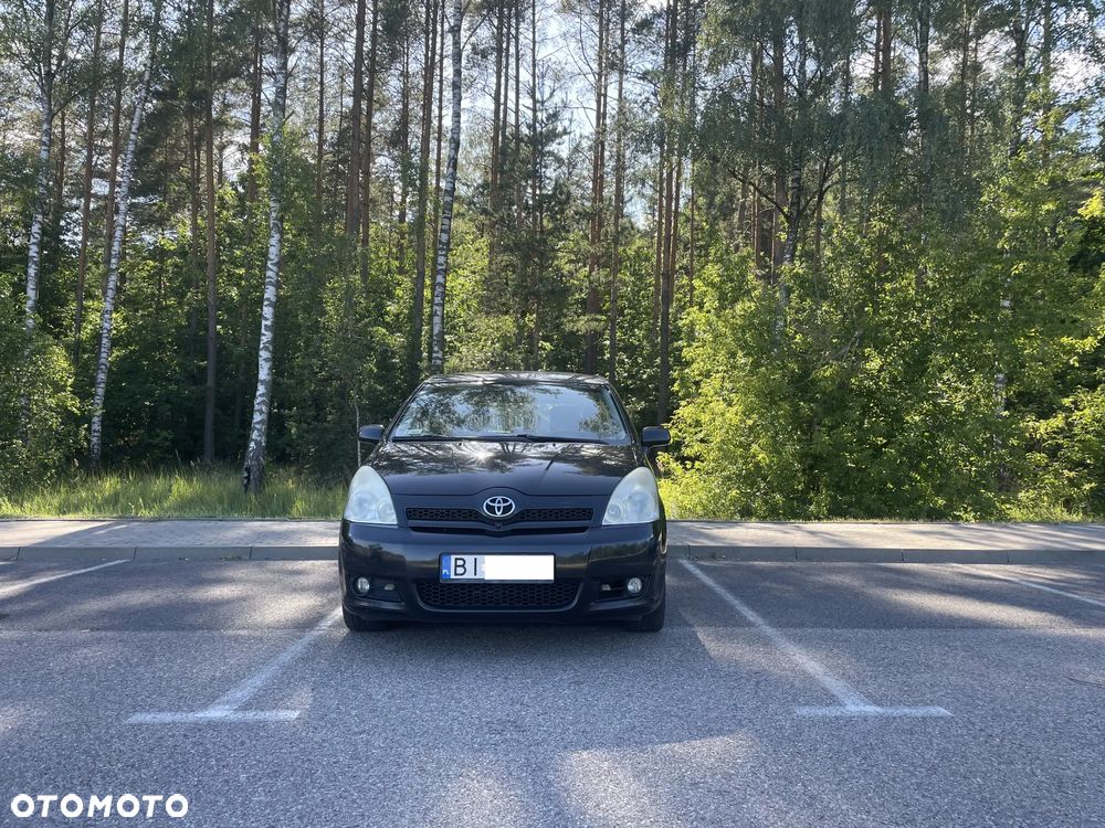 Toyota Corolla Verso 2.0 D-4D Prestige 7os - 2