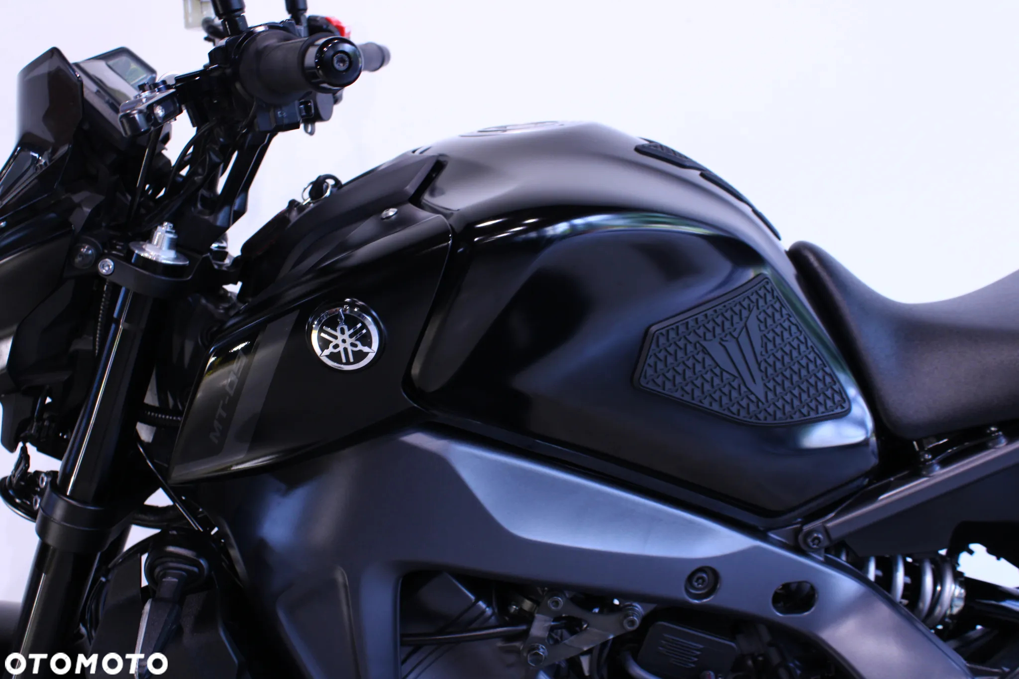 Yamaha MT - 12