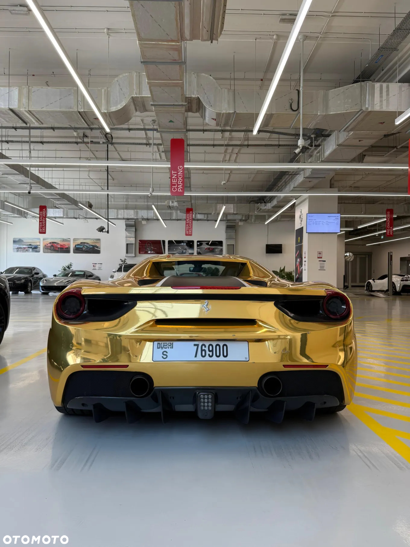 Ferrari 488 - 11