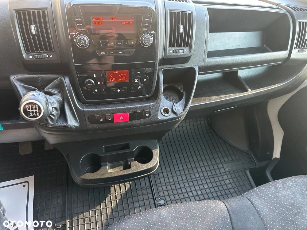 Peugeot BOXER - 22