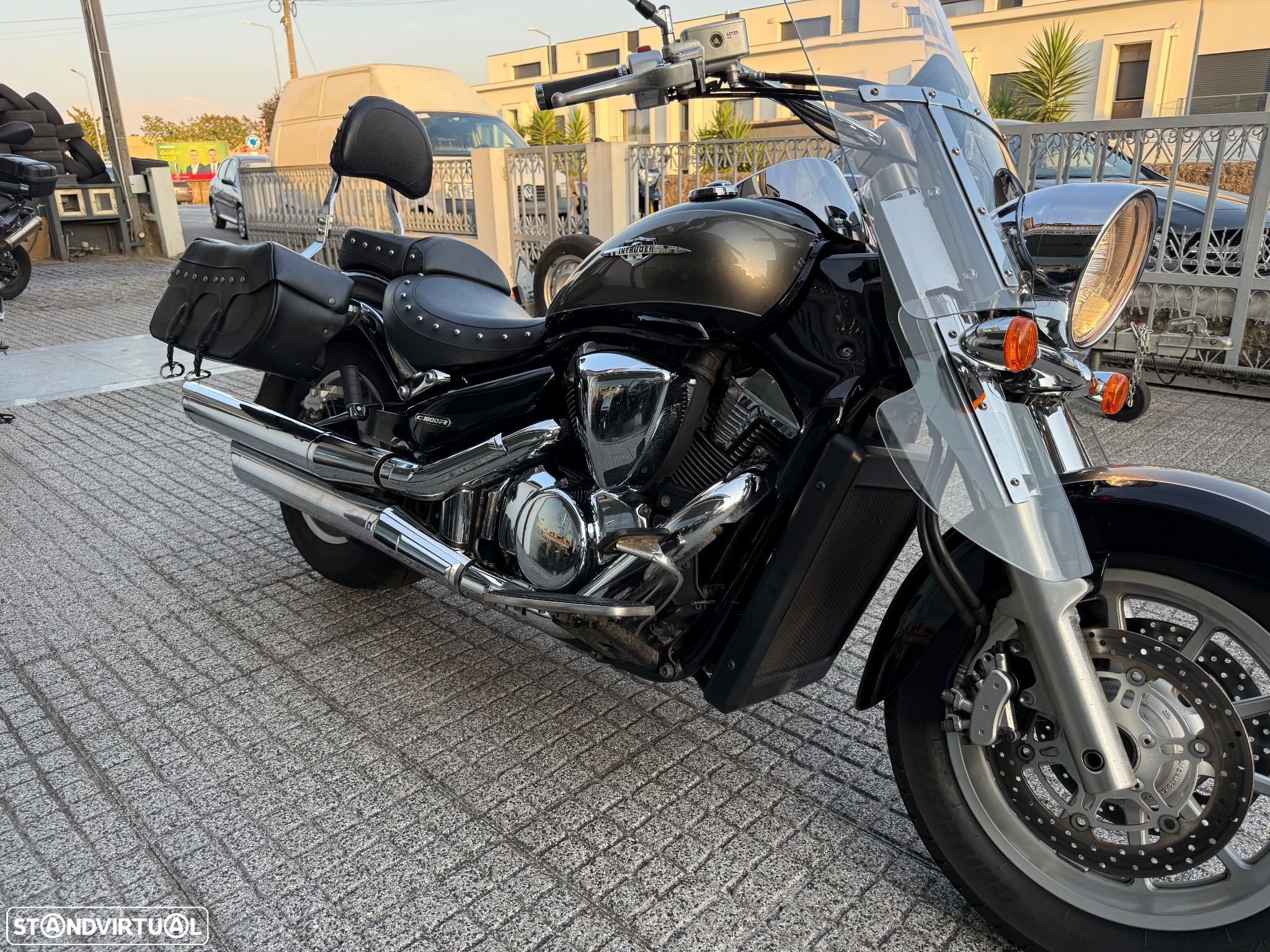 Suzuki VL VLT  1800T - 16