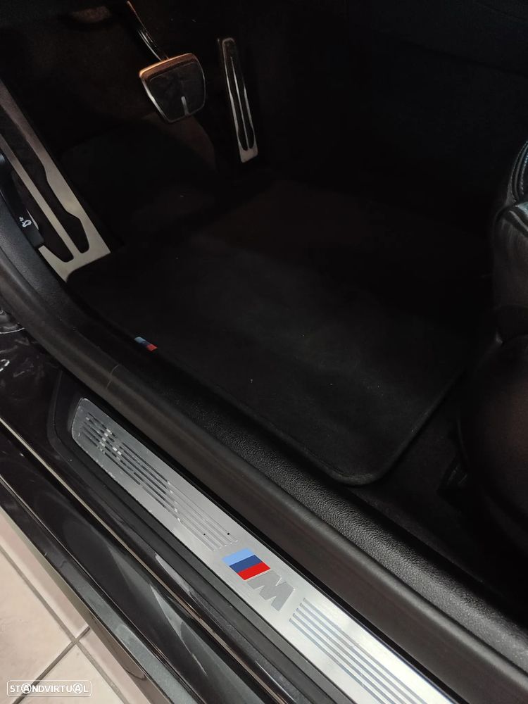 BMW 530 e Pack 50 anos M - 28