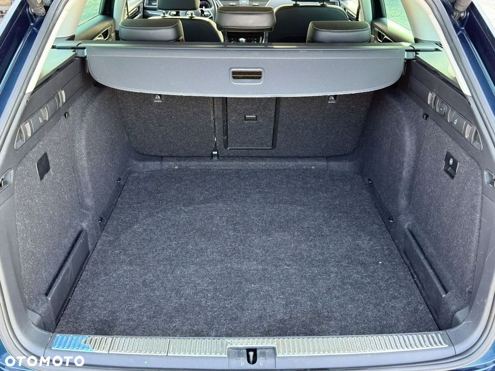 Skoda Superb 2.0 TDI SCR 4x4 L&K DSG - 22