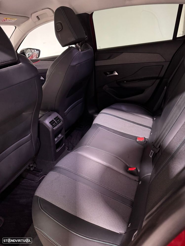 Peugeot 308 1.2 PureTech Allure Pack - 16