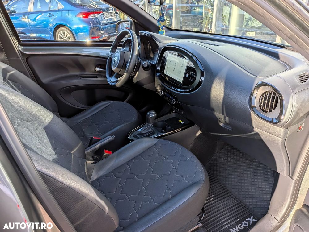 Toyota Aygo 1.0 VVY-I 5 usi MultiMode X-clusive - 9