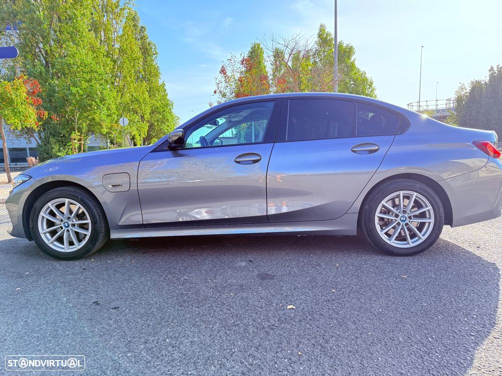 BMW 320 e Auto - 11