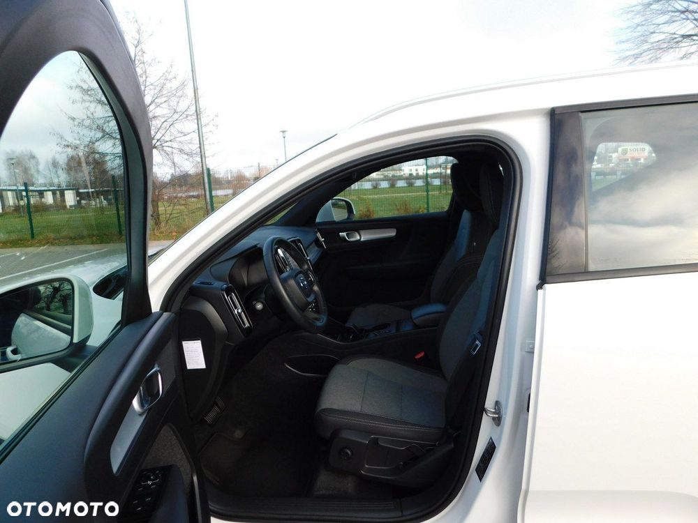 Volvo XC 40 T2 Plus Bright - 9