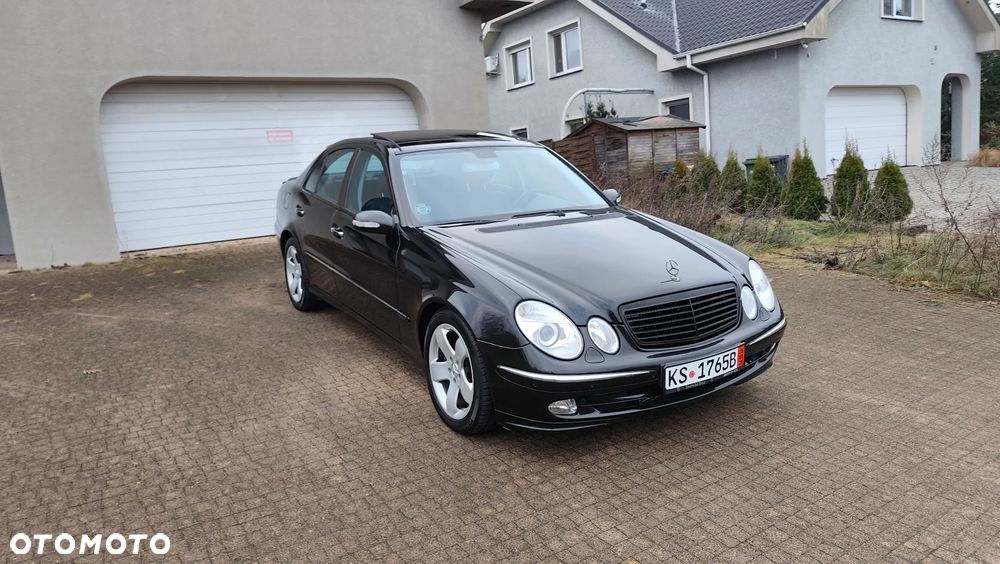 Mercedes-Benz Klasa E 500 4Matic Avantgarde Sport Edition AMG - 2