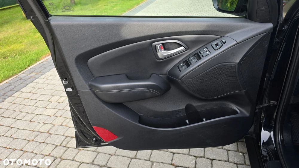 Hyundai ix35 2.0 CRDi 4WD Automatik Premium - 13