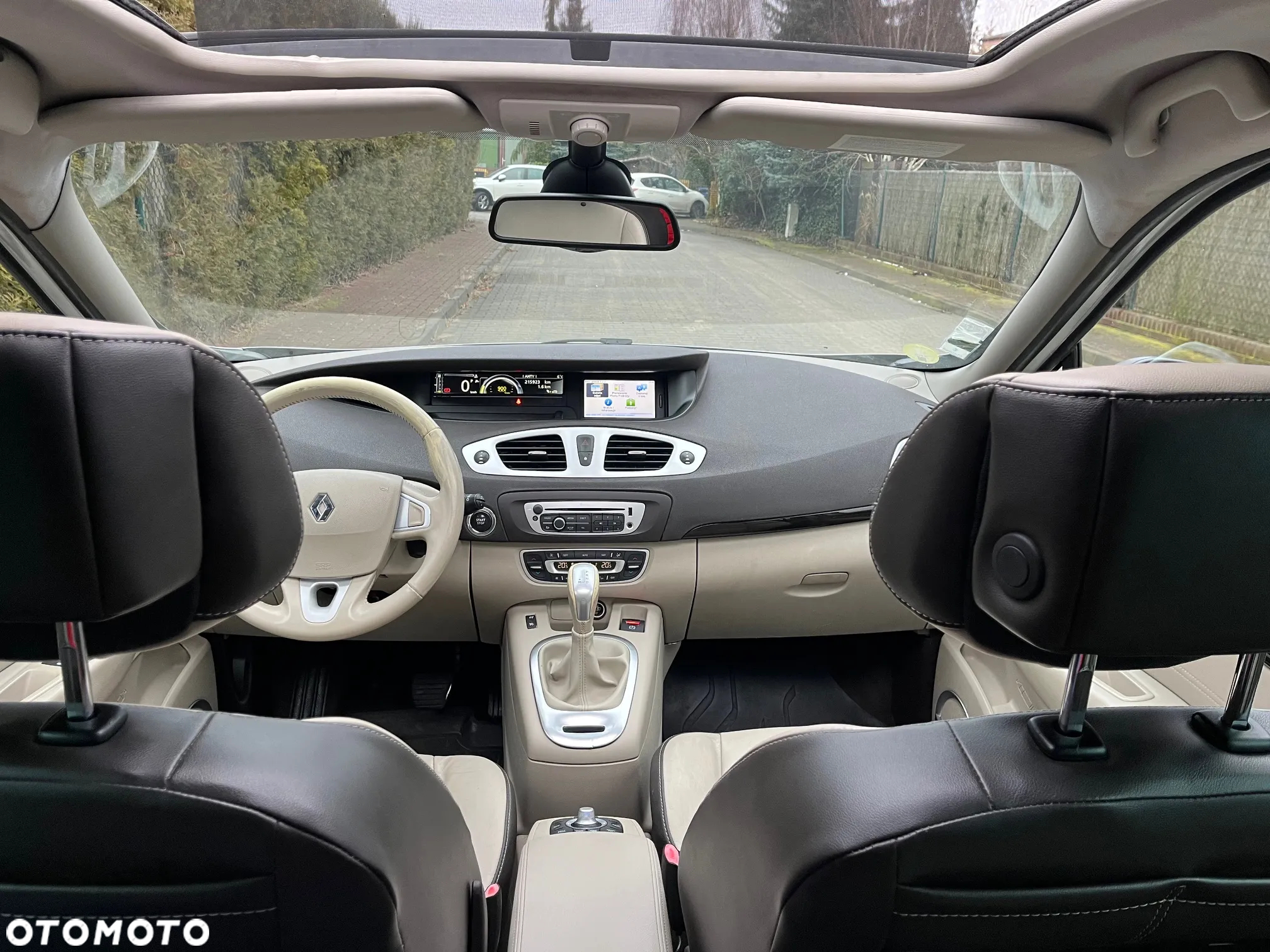 Renault Scenic dCi 150 FAP Luxe - 24