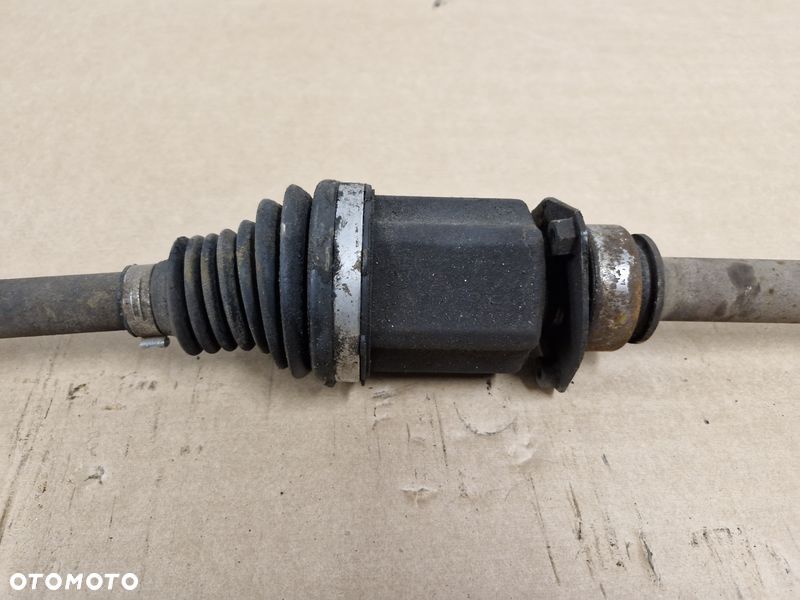 FIAT 500X 1.6 B E-TORQ PÓŁOŚ PRAWY PRZÓD PRAWA PRZEDNIA DŁUGA MANUAL - 3