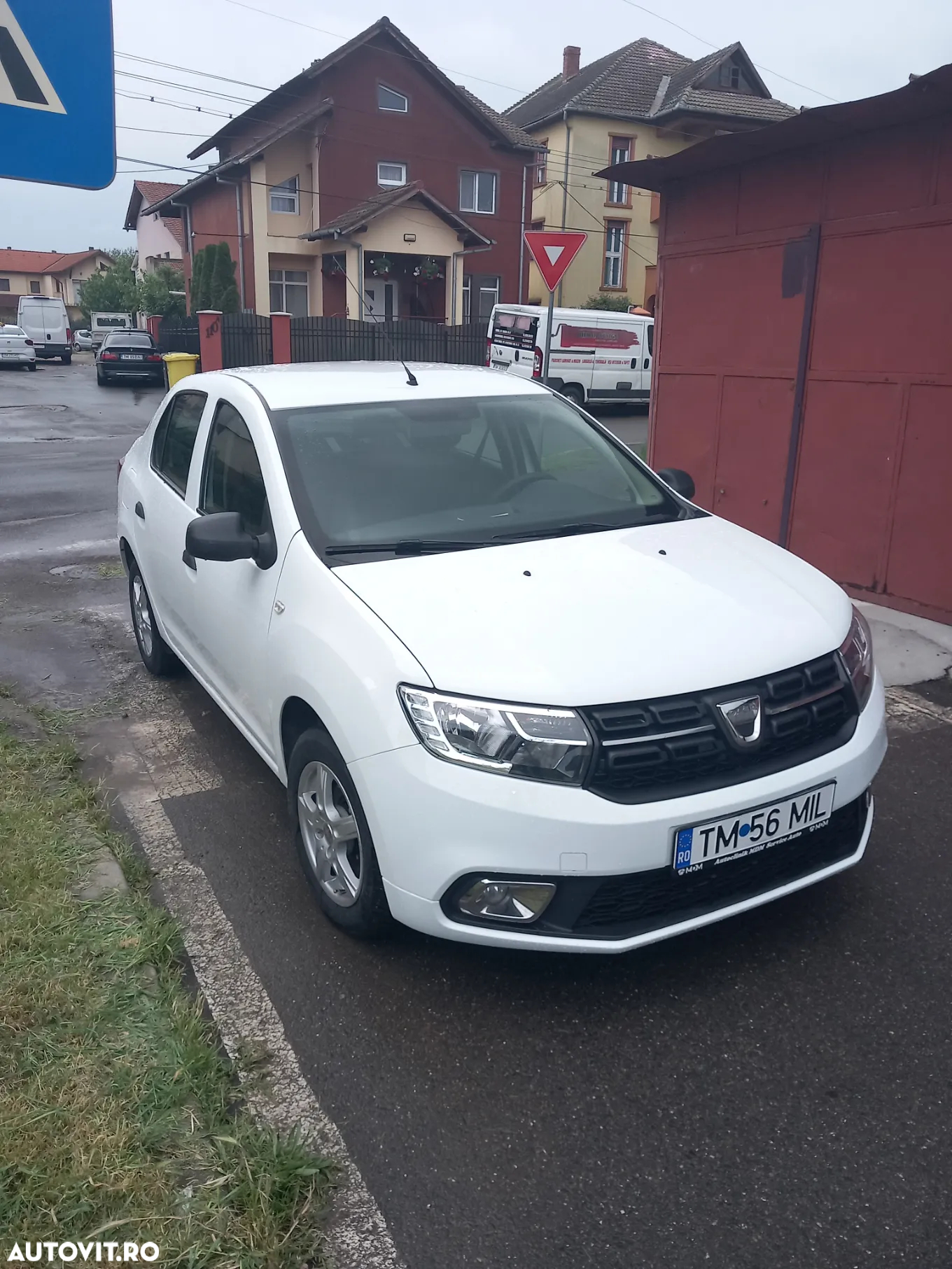 Dacia Logan - 2