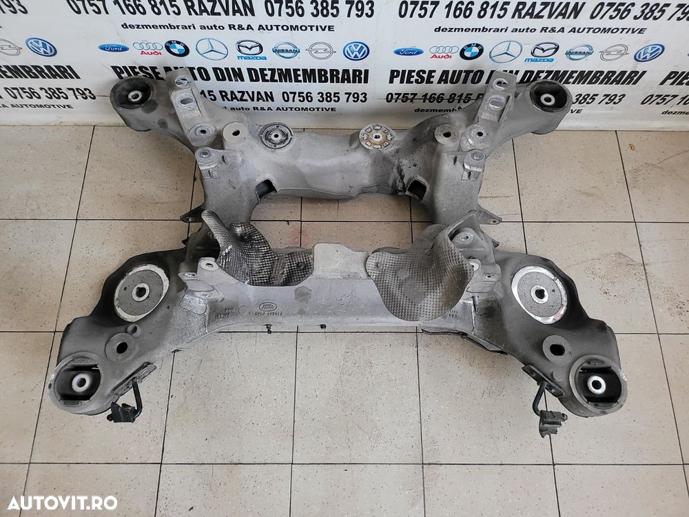 Punte Spate Land Rover Range Rover Sport L494 Vogue Discovery 5 Fara Accident 22.000 Km Ca Si Noua 3.0 Diesel SDV6 306DT An 2014-2015-2016-2017-2018 Dezmembrez Range Rover Sport L494 An 2014-2018 Volan Stanga 3.0 Diesel 306DT - 2