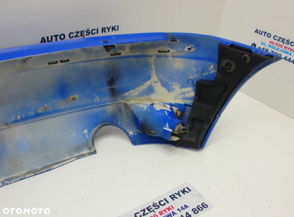 Ford Focus MK1 HB 3D Zderzak tył T2 - 10