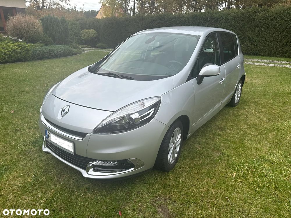 Renault Scenic 2012 photo 2