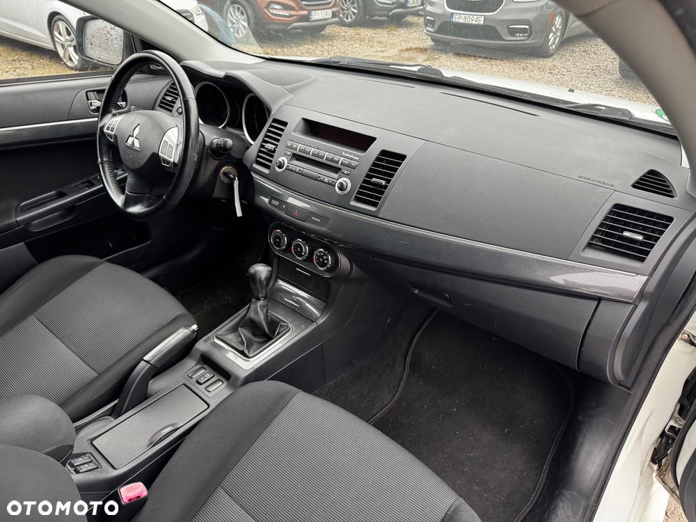 Mitsubishi Lancer 1.8 Clear Tec Instyle - 35