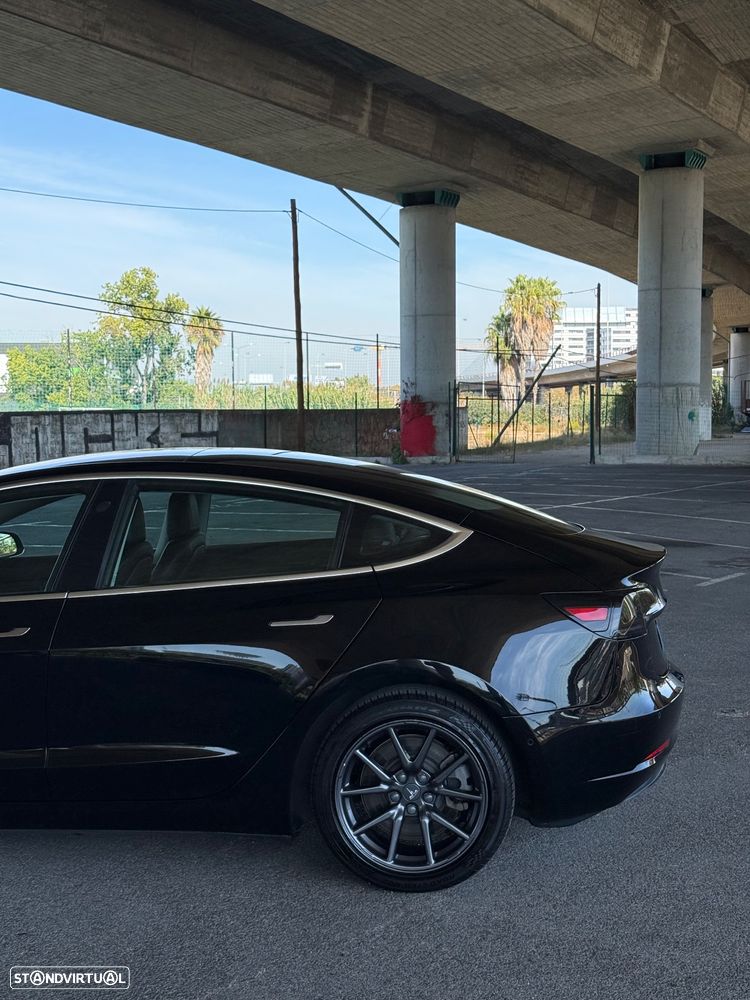 Tesla Model 3 Standard Range Plus RWD - 4