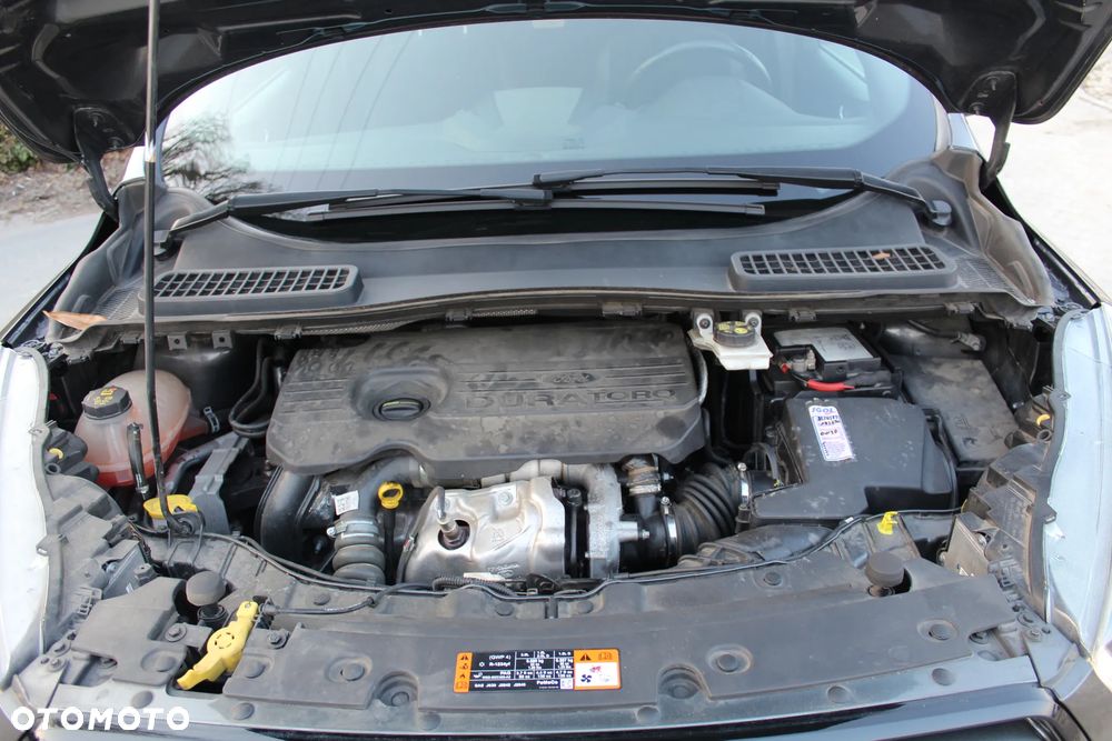 Ford Kuga 1.5 TDCi 2x4 ST-Line - 36