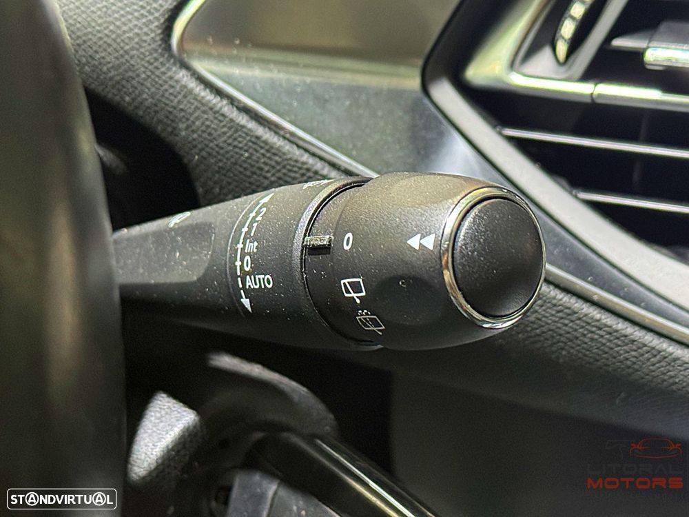 Peugeot 308 SW 1.6 e-HDi Allure - 25