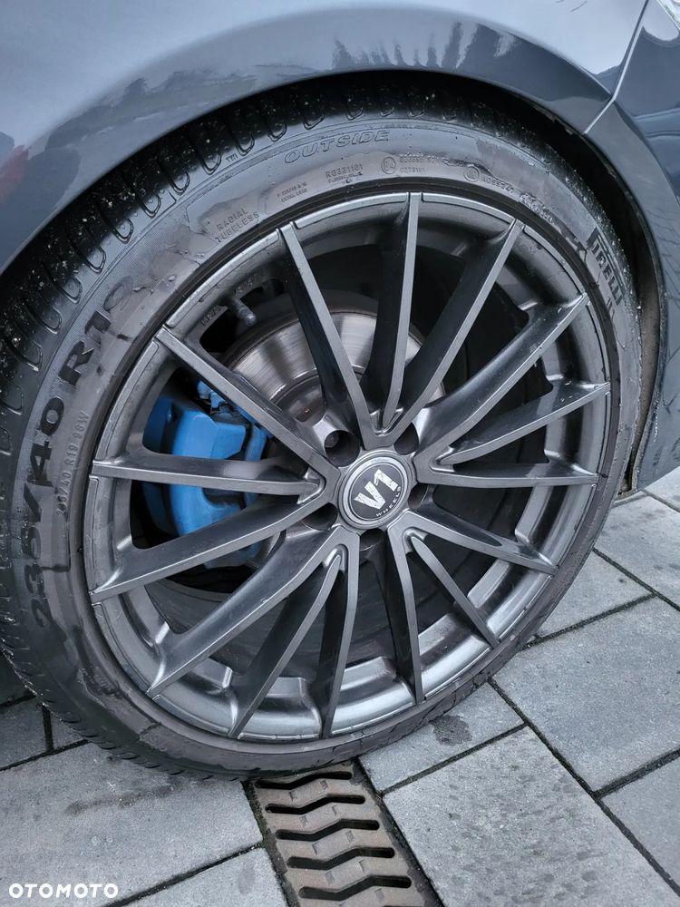 Mercedes-Benz Klasa E 200 CDI DPF BlueEFFICIENCY 7G-TRONIC Avantgarde - 17