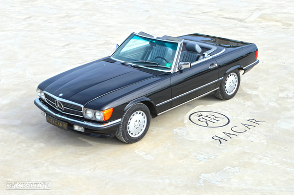 Mercedes-Benz SL 560