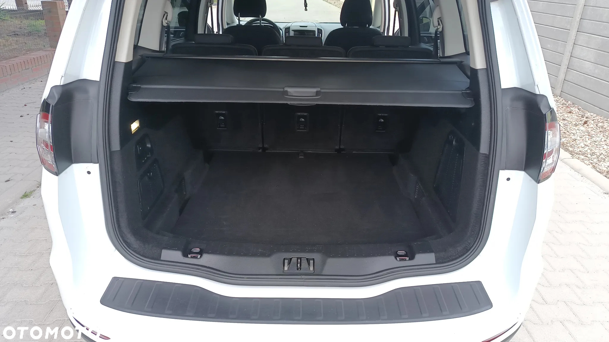 Ford Galaxy 2.0 TDCi Titanium - 17