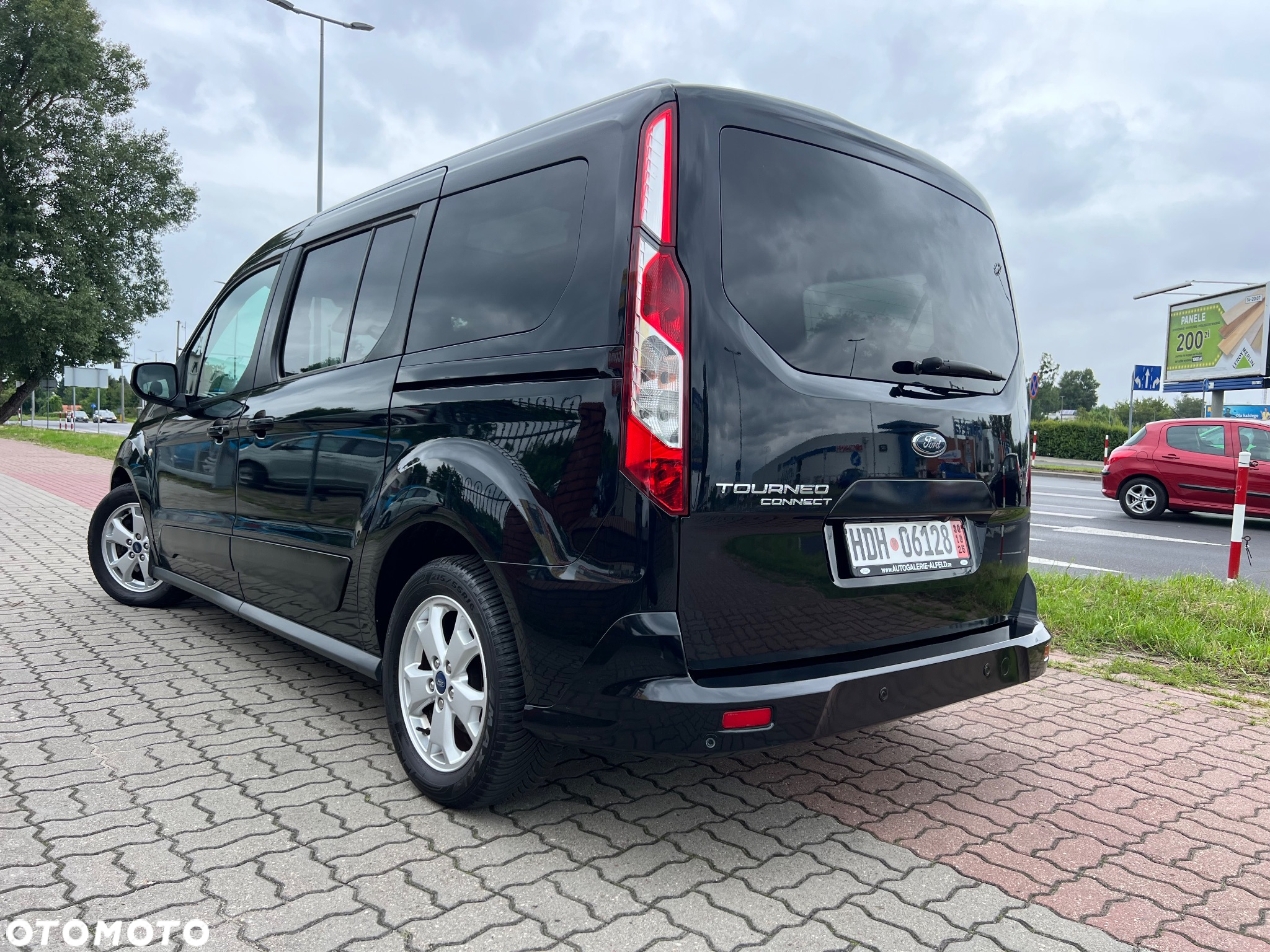 Ford Tourneo Connect 1.5 EcoBlue Start-Stop Titanium - 33