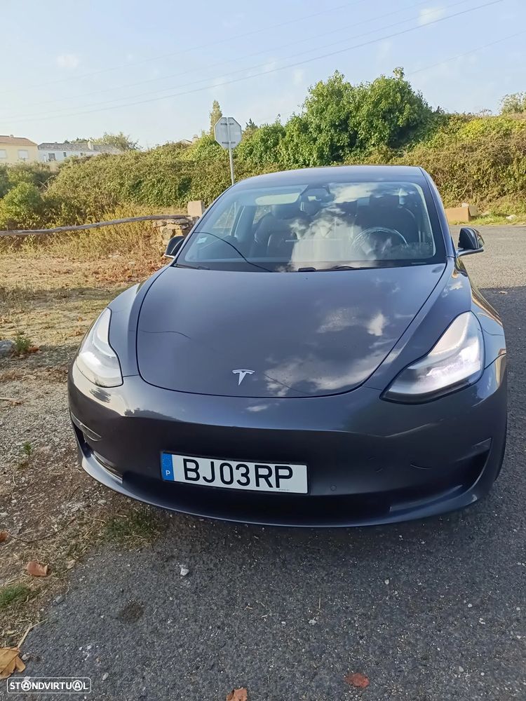 Tesla Model 3 AWD Dual Motor Performance — fotografia 32