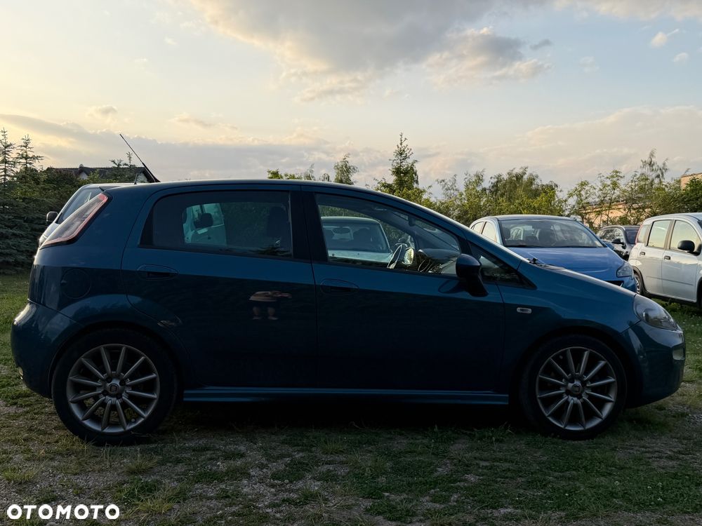 Fiat Punto Evo 1.3 Multijet 16V Dynamic - 4