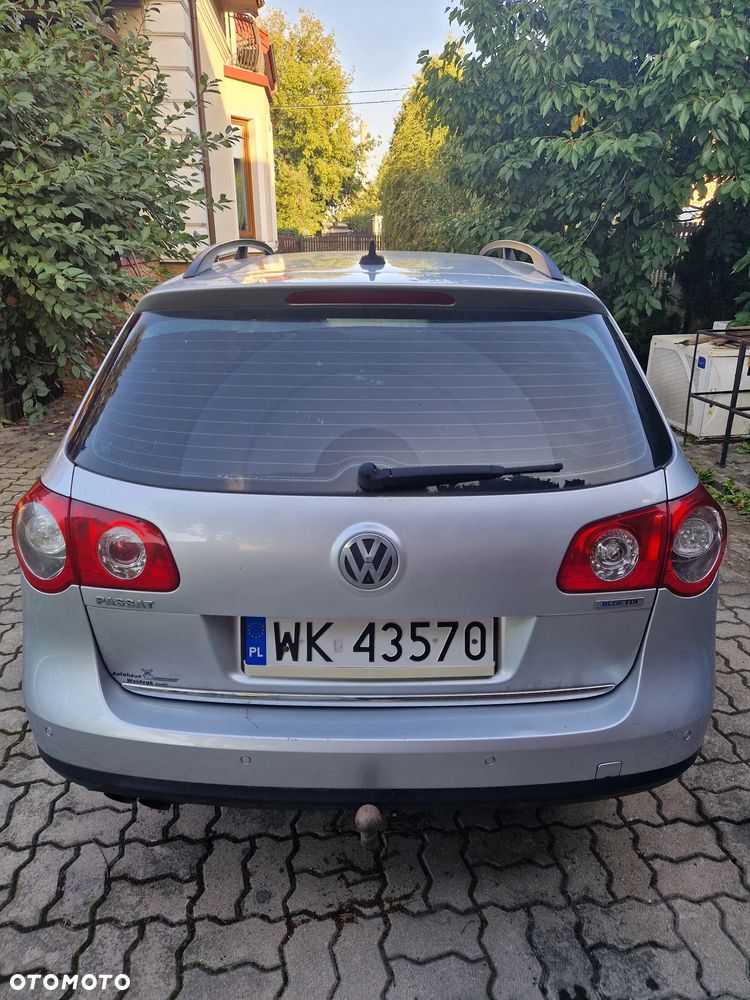 Volkswagen Passat - 2