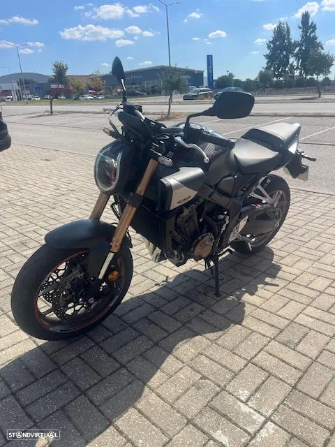 Honda CB 650R - 7