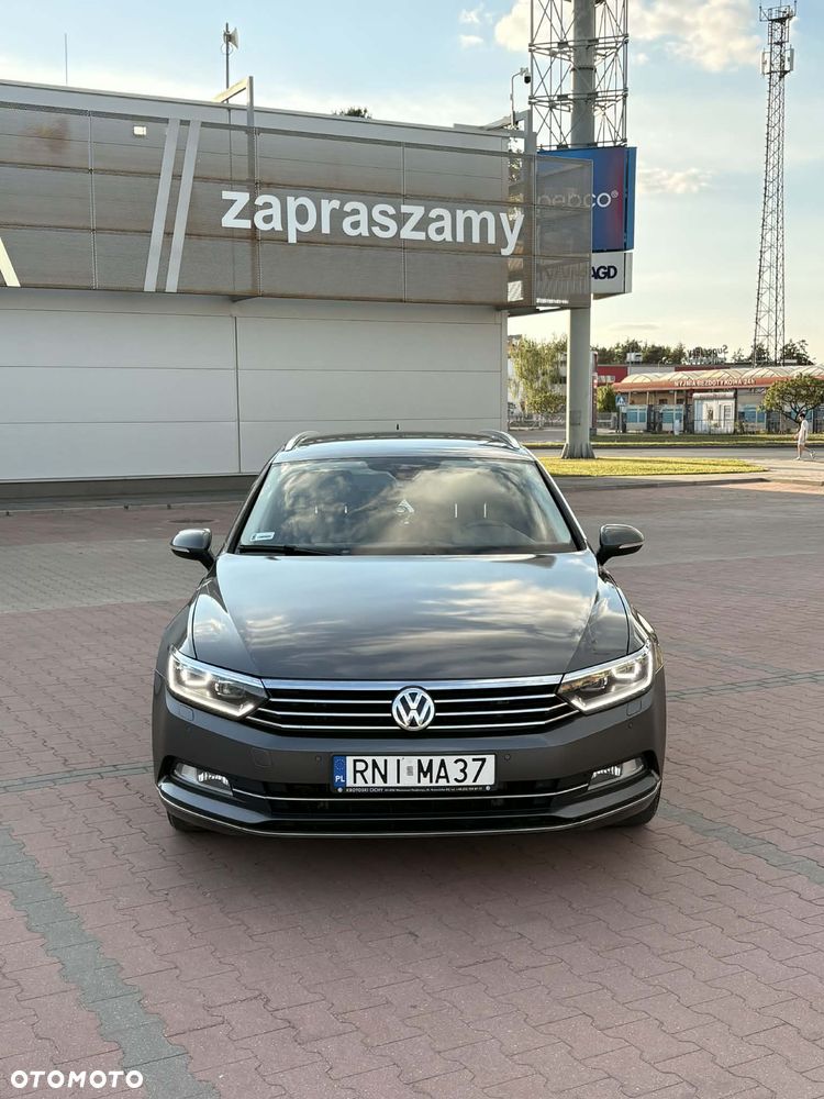 Volkswagen Passat 1.8 TSI BMT Comfortline - 1