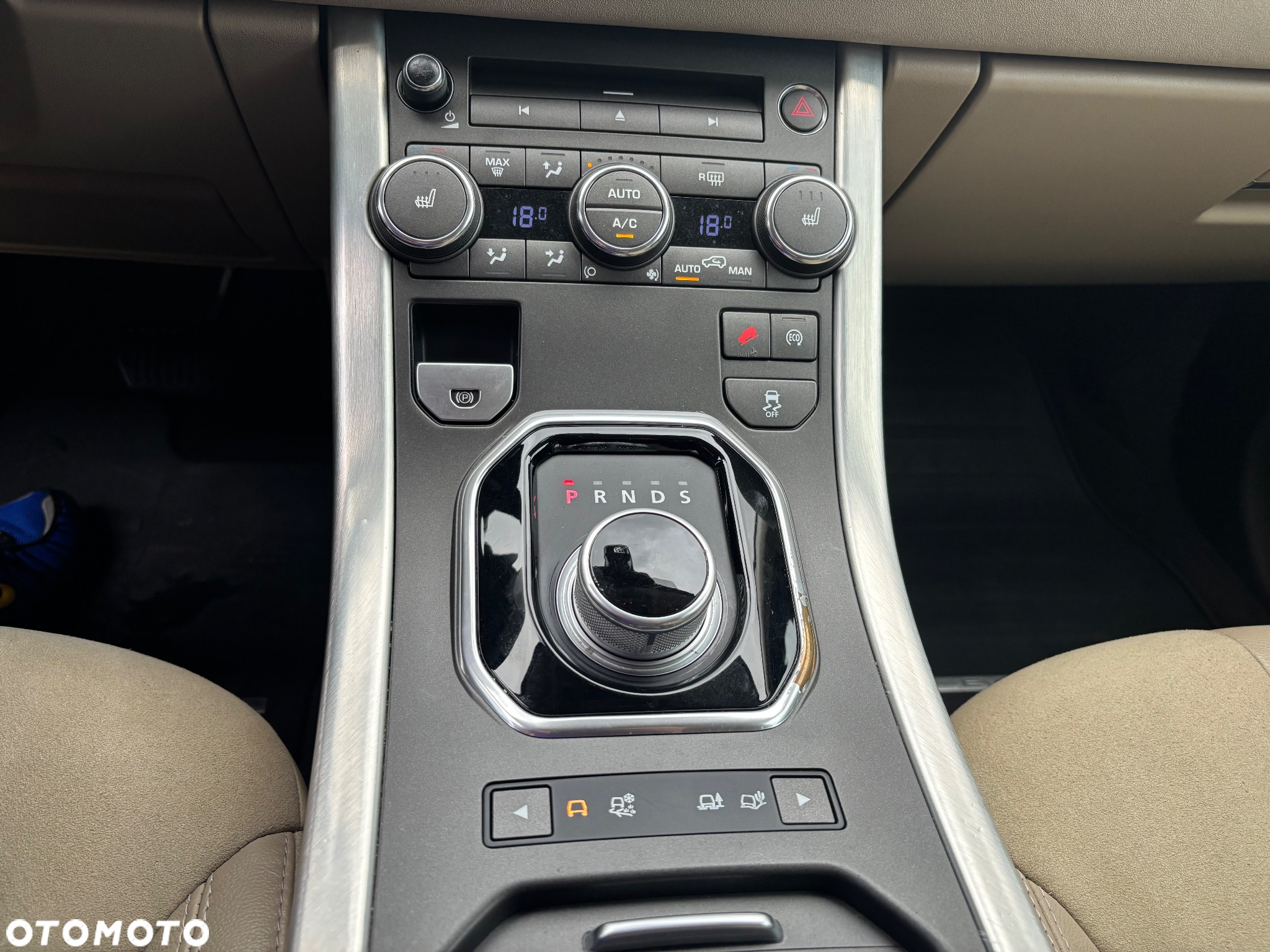 Land Rover Range Rover Evoque - 15