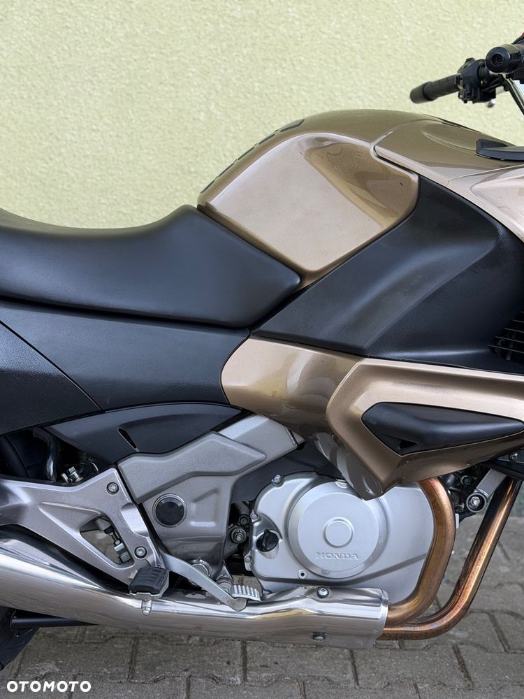 Honda NTV - 8