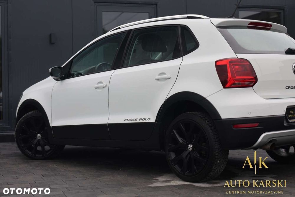 Volkswagen Polo Cross - 12