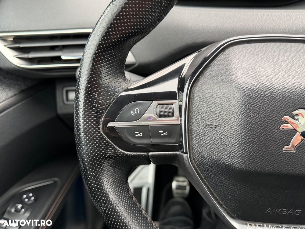 Peugeot 5008 1.5 BlueHDI s&s GT-Line - 30