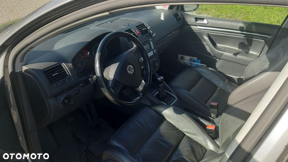 Volkswagen Golf 1.9 TDI 4Motion GT Sport - 9