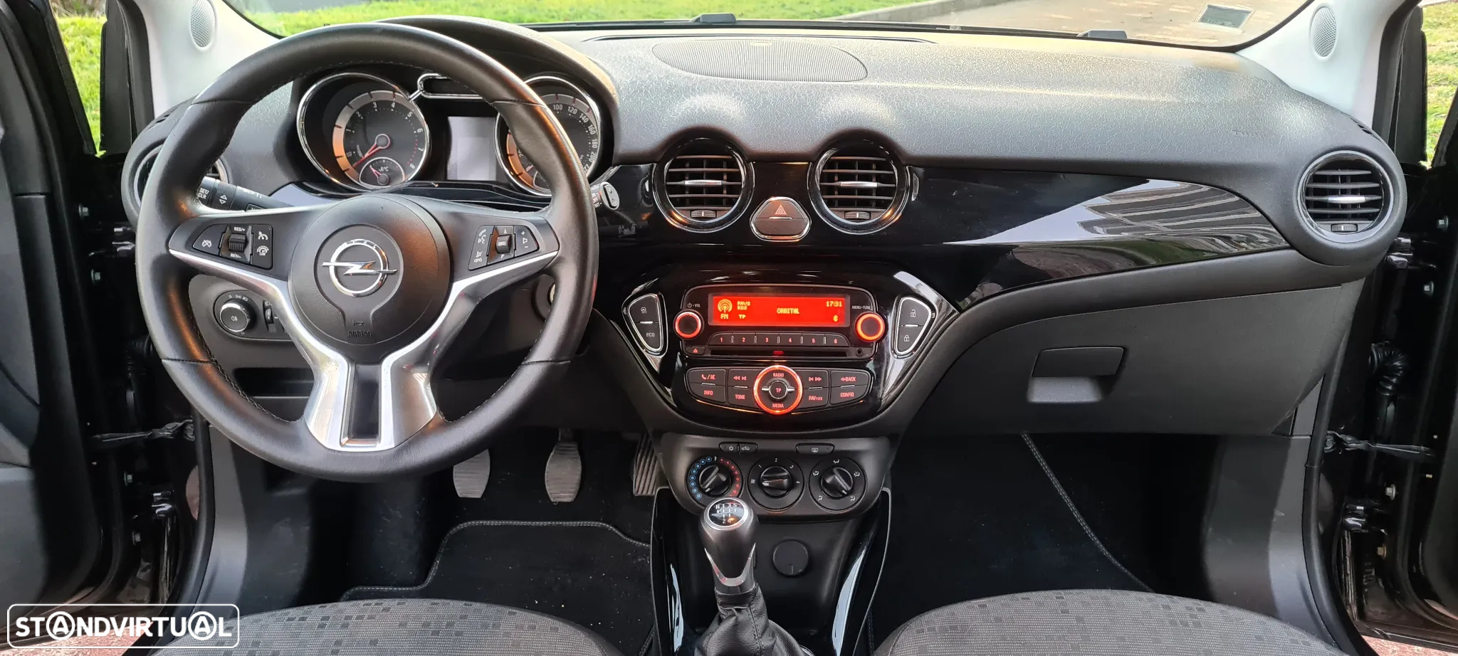 Opel Adam 1.2 Glam - 16