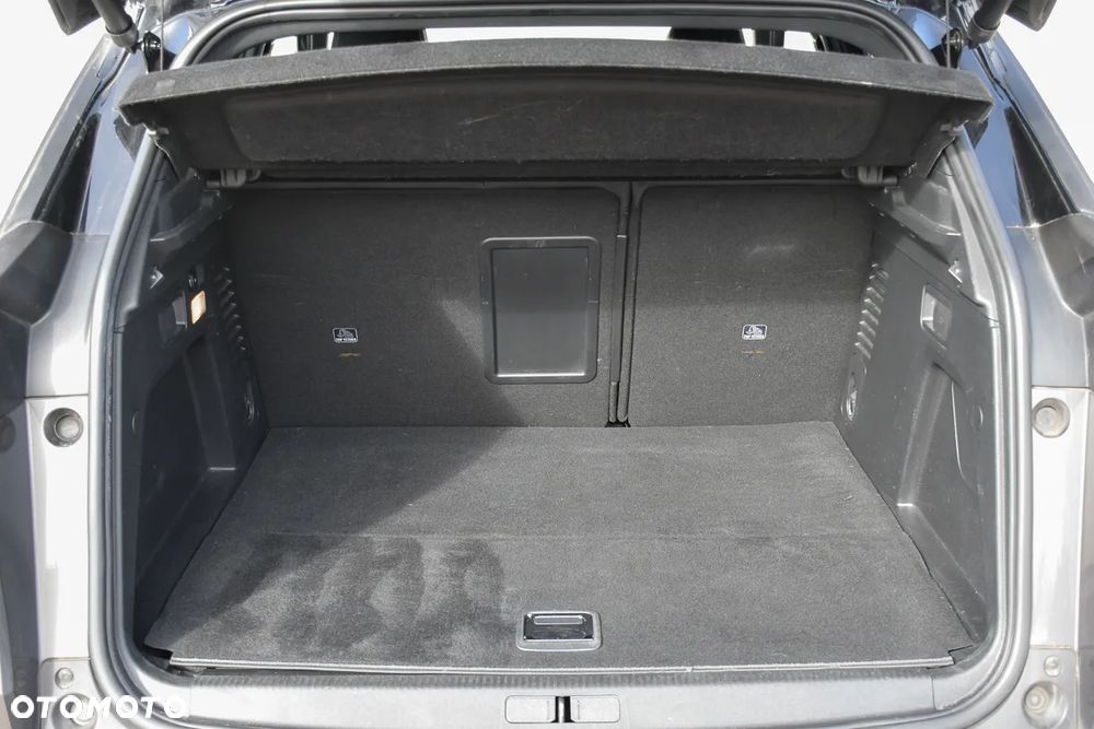 Peugeot 3008 1.6 PureTech HYbrid4 GT S&S EAT8 - 13