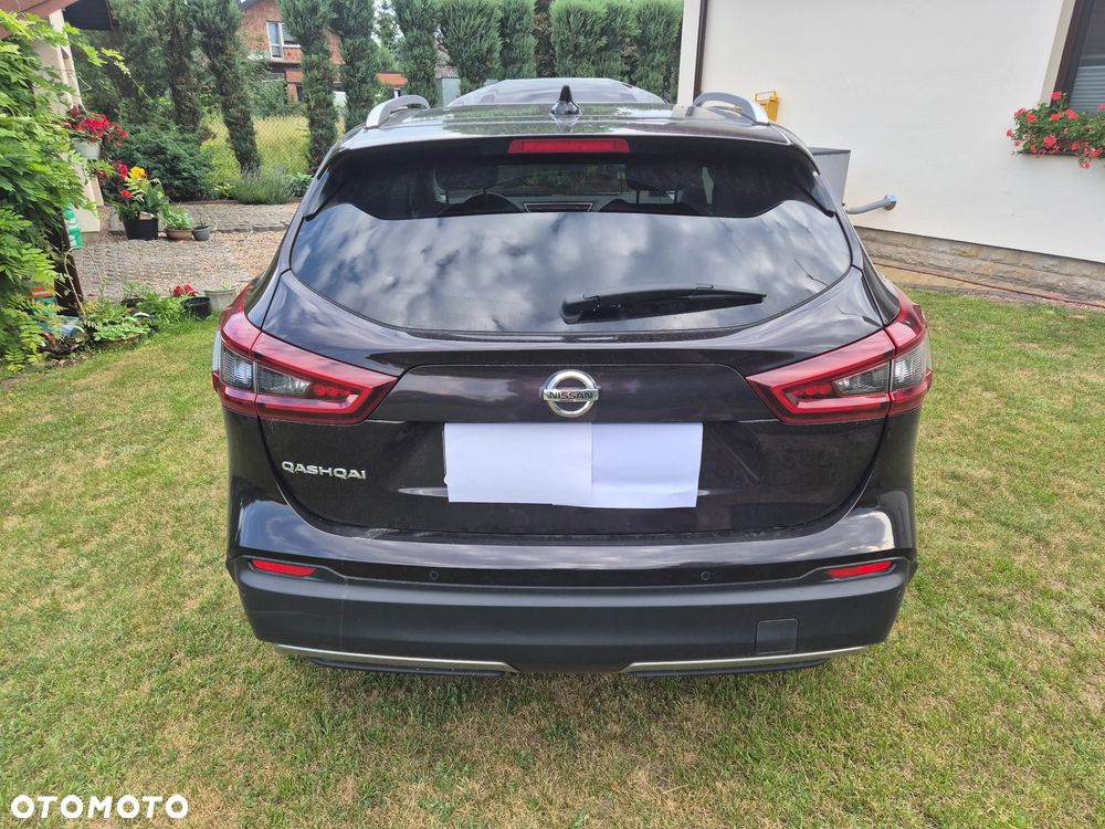 Nissan Qashqai 1.3 DIG-T N-Connecta DCT - 4