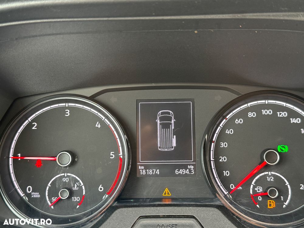 Volkswagen Transporter - 11