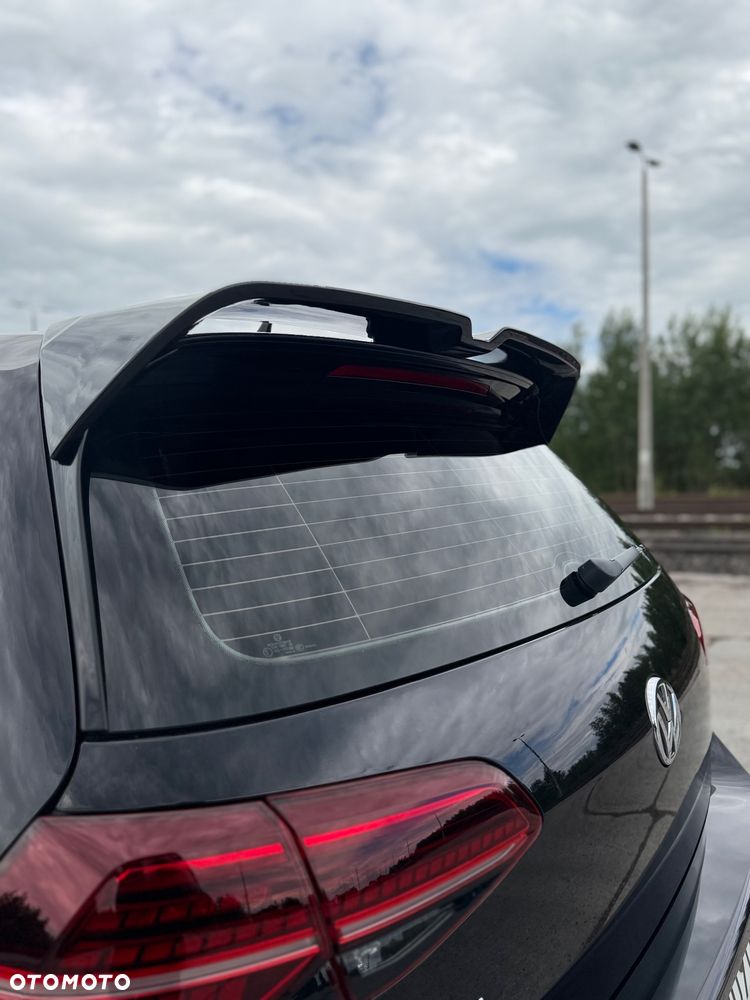 Volkswagen Golf - 16
