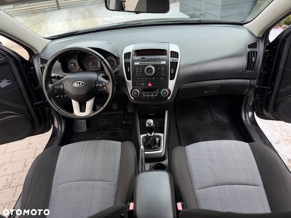 Kia Ceed 1.6 CRDi LX - 12